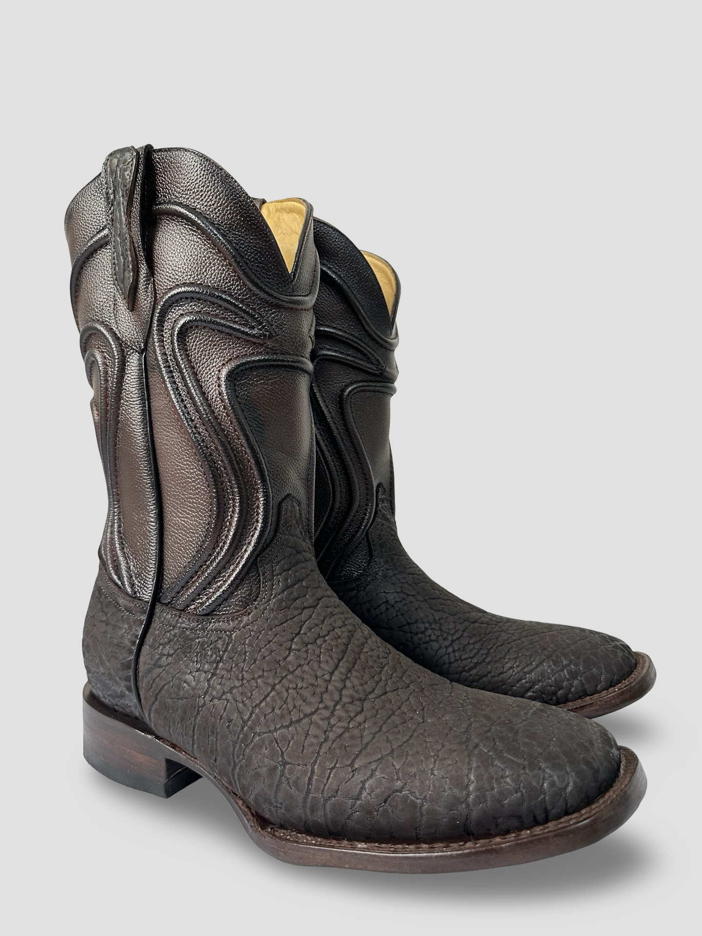 Cuello de Toro Café Horma Bulldog