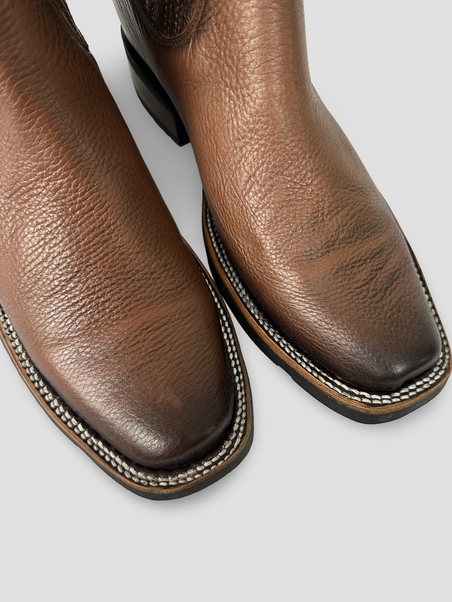 Botin Charro Miel, horma Levi´s