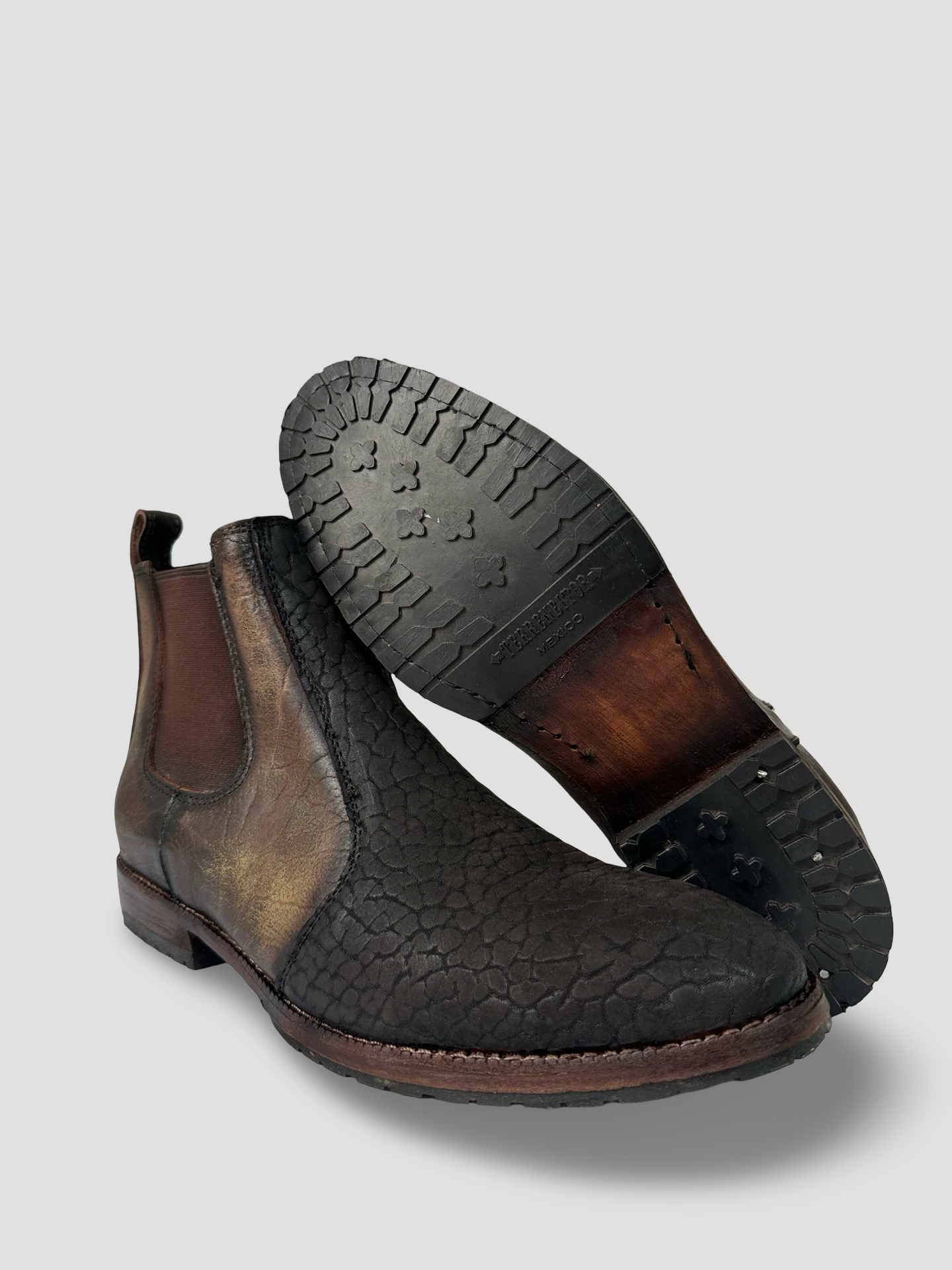 Cuello de Toro, horma oval